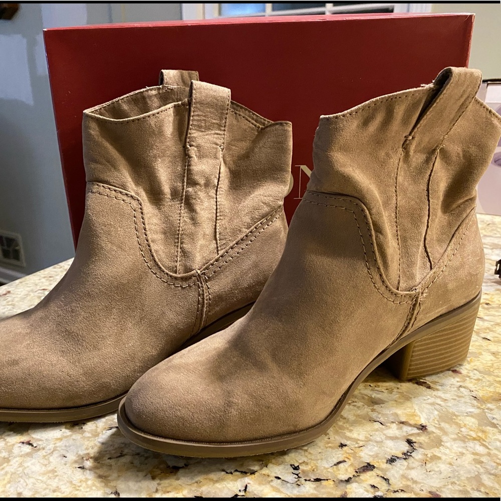 Merona Sawyer Booties 👢